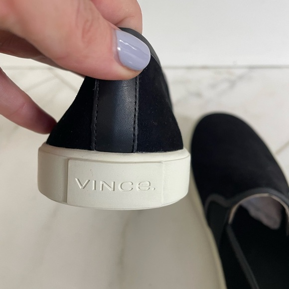 New In Box! Vince. Preston women’s size 7 black suede flat slip-on sneakers - Picture 7 of 8